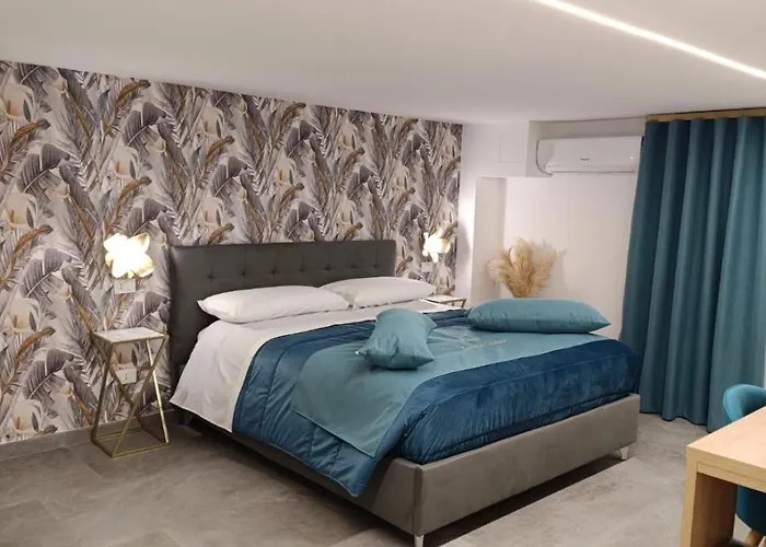 Luxury Felice Marine بيت ضيافة